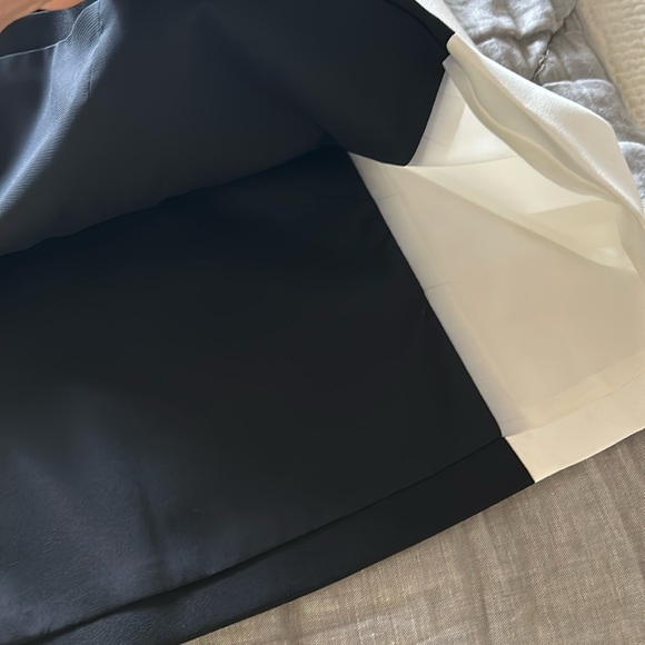 Alice+Olivia black and white mini dress size 6 - Picture 13 of 17